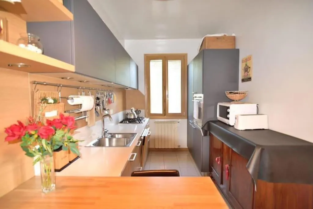 Savorgnan Tricamere Con Terrazza Venice Apartment